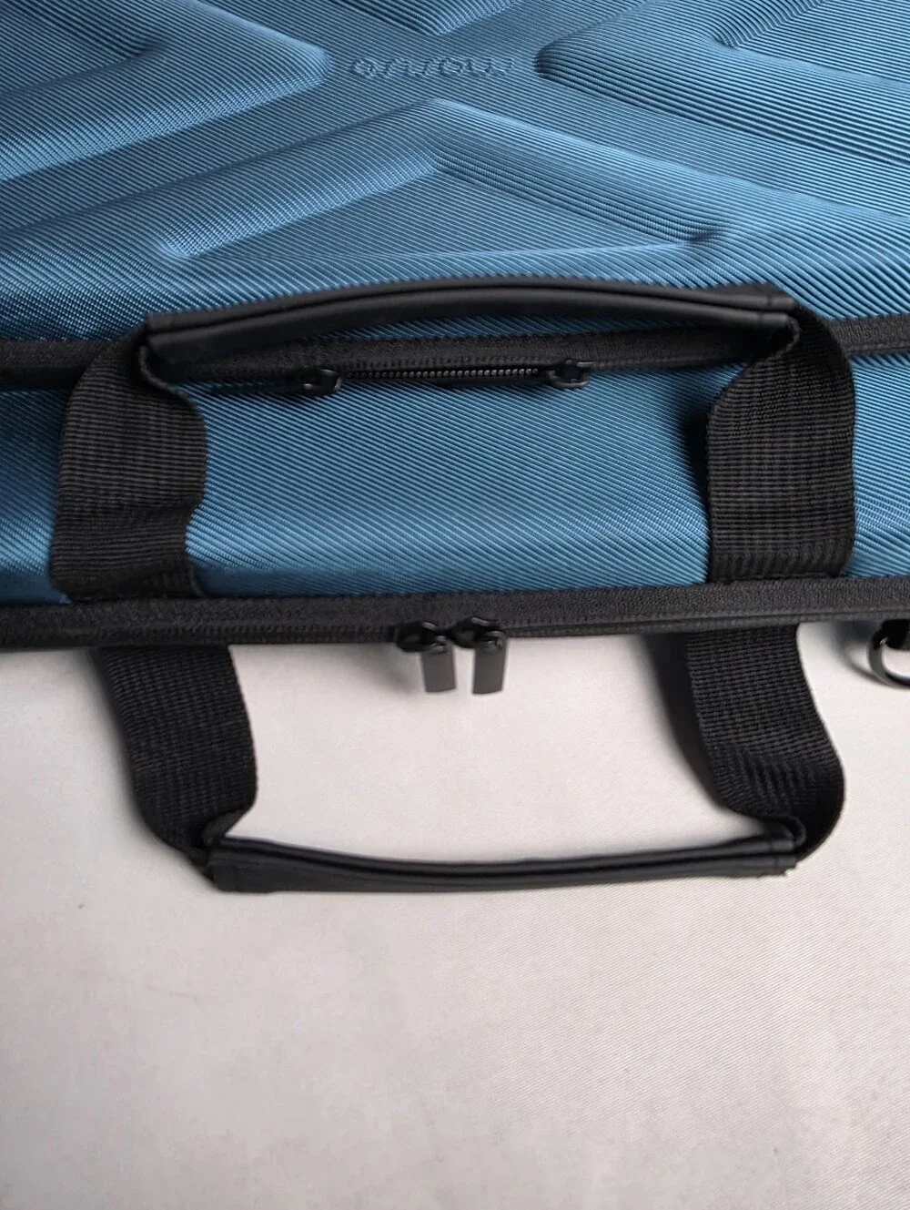 NWOT Mosiso Teal Blue Hard Shell Laptop Case Waterproof